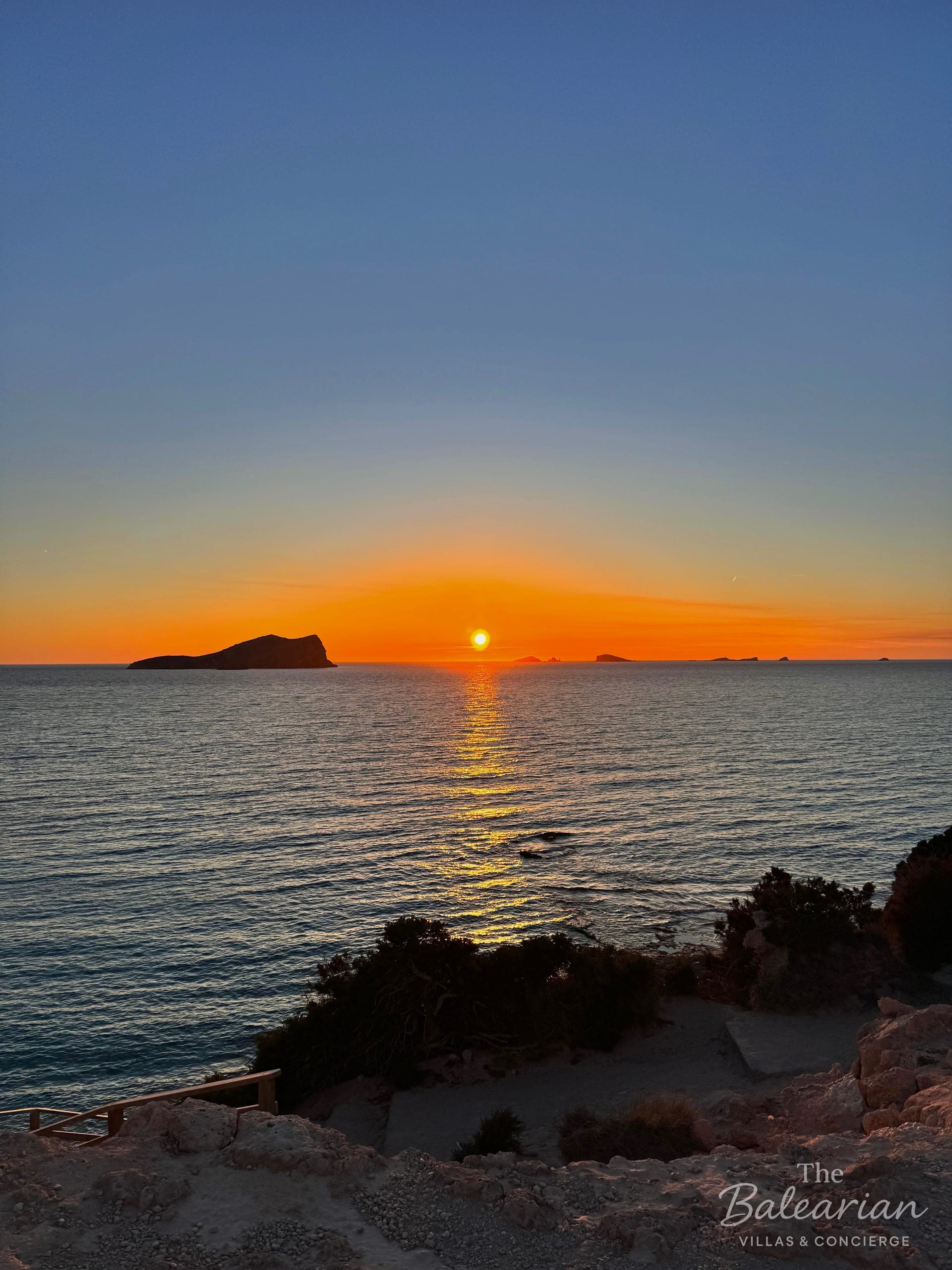 Ibiza Sunset: The Most Beautiful Spots Beyond the Crowds