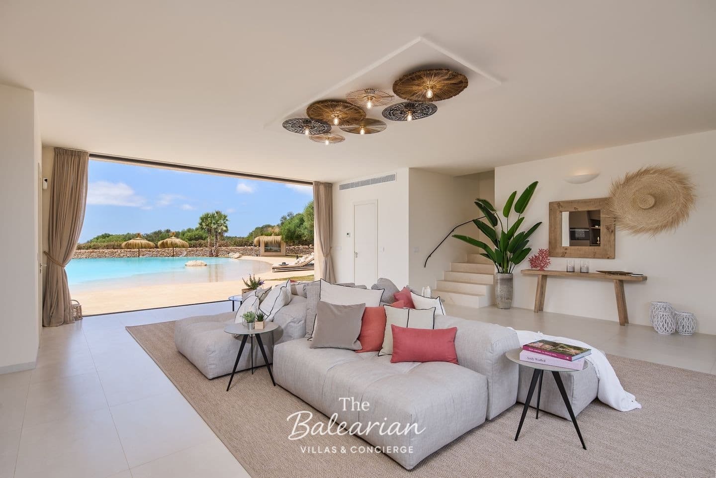 Mallorca's largest private pool: luxury villa Eden Roc