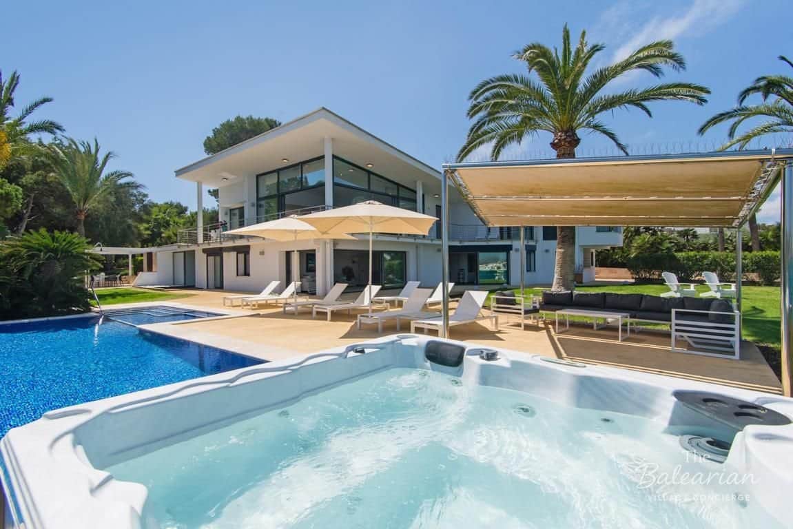 Villa Sa Bateria – villa in Porto Colom, Mallorca